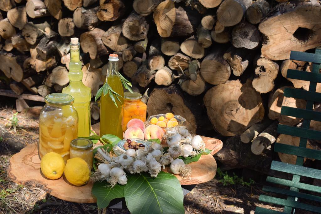 Mavres Luxury Studio Agios Matthaios  ภายนอก รูปภาพ